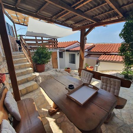 Holiday House Pag Zubovići Eksteriør billede