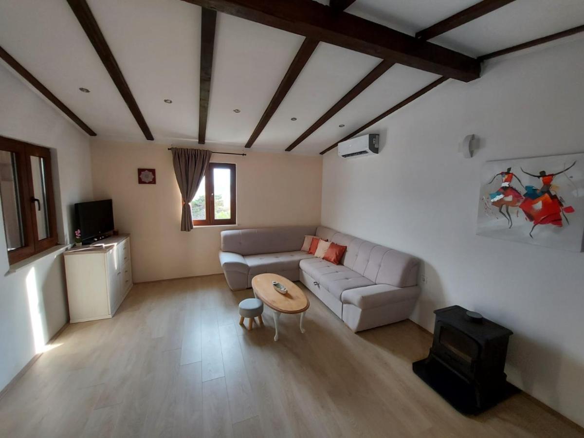 Holiday House Pag Zubovići Eksteriør billede