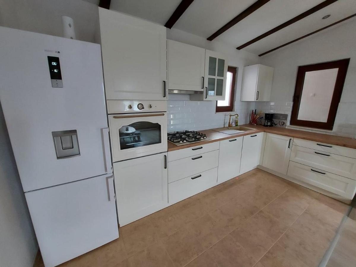 Holiday House Pag Zubovići Eksteriør billede