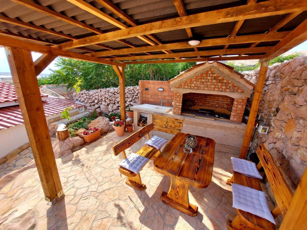 Holiday House Pag Zubovići Eksteriør billede